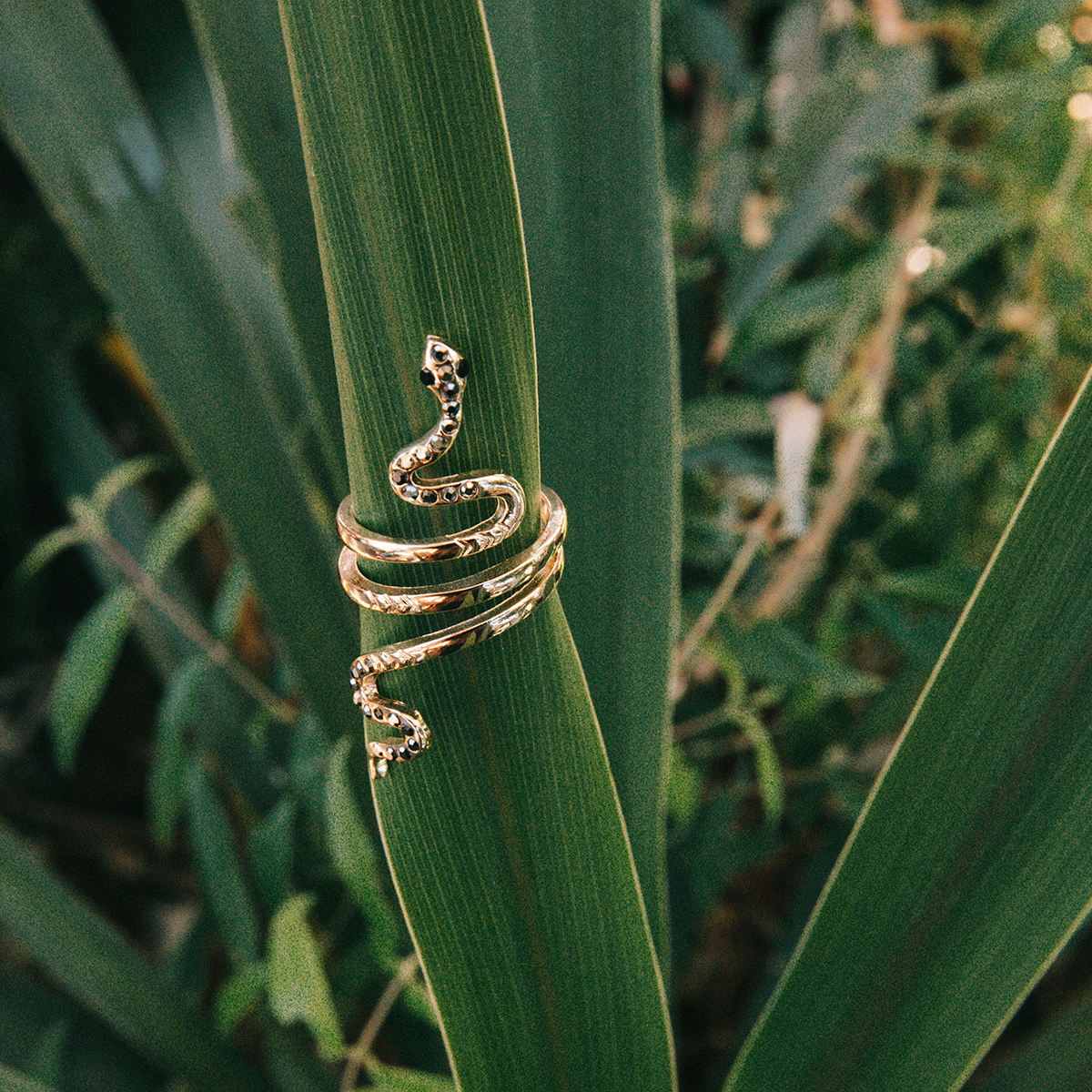 Bague serpent à strass