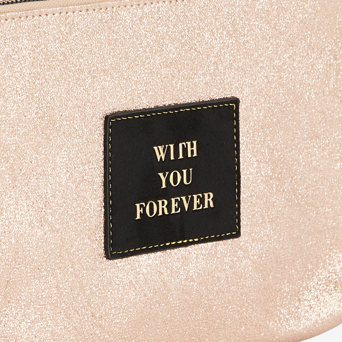 Pochette dorée Romane