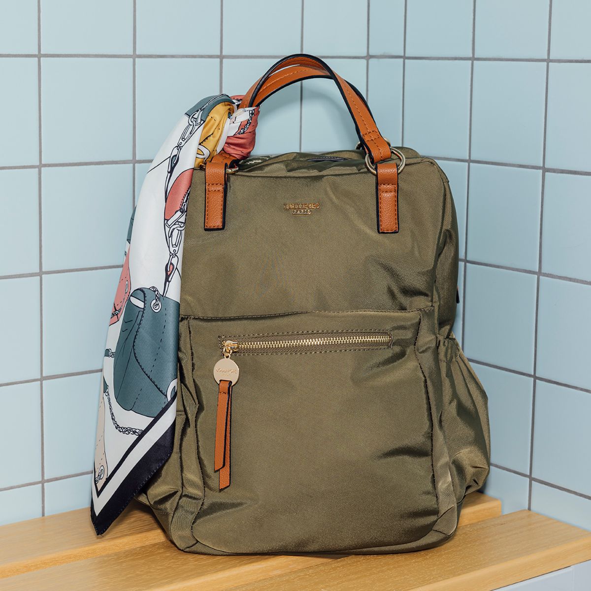 Foulard carré multicolore Razia